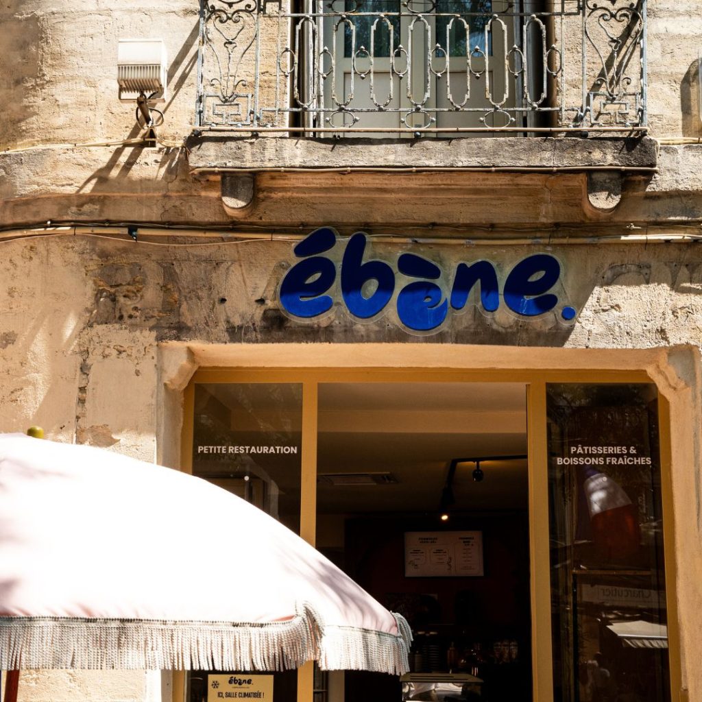 vitrine cafe montpellier